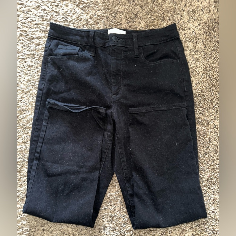 Universal Thread Jeans